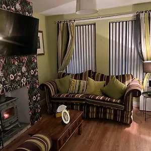  Holiday home 11 Parkmore Street, Ormeau Road, Belfast, Bt7 2gt, 2 Bedroom House United Kingdom